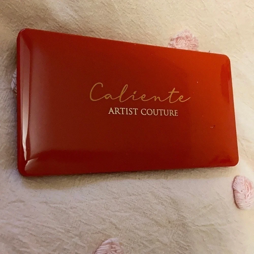 Artist couture Caliente palette